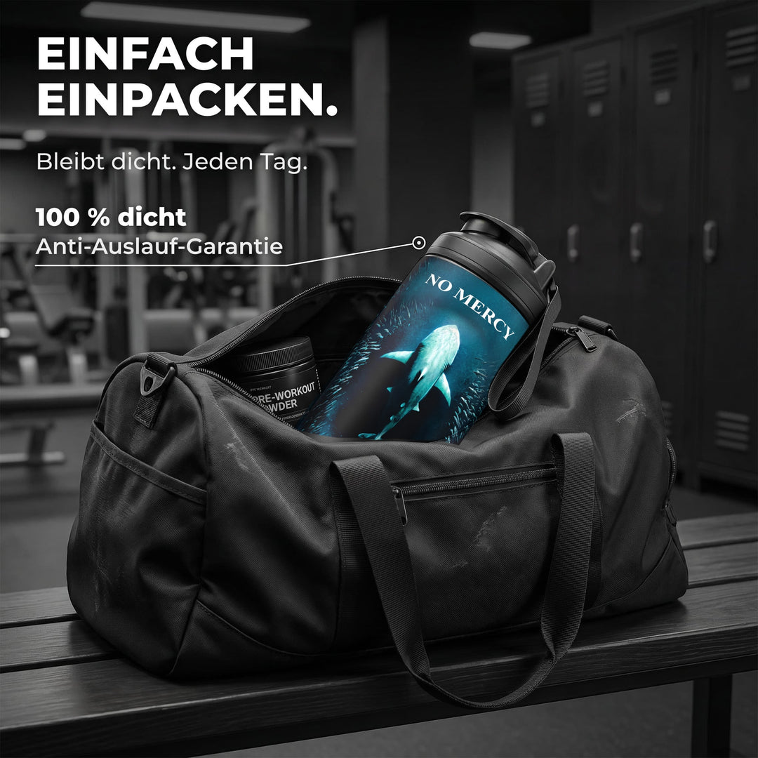 KING SHAKER® NO MERCY – schwarzer Edelstahl-Shaker mit Farbdruck, in der Sporttasche