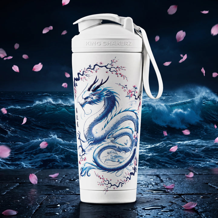 KING SHAKER® RYUJIN – weißer Edelstahl-Shaker mit Farbdruck, Szene