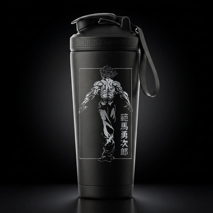 KING SHAKER® YUJIRO – schwarzer Edelstahl-Shaker mit Lasergravur, Vorderansicht