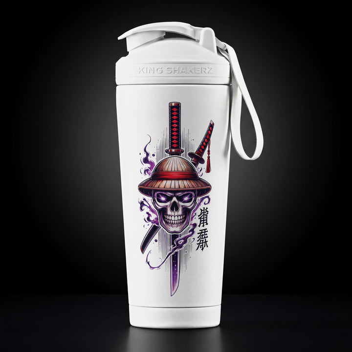 KING SHAKER® STRAWHAT AND SWORD – weißer Edelstahl-Shaker mit Farbdruck, Vorderansicht
